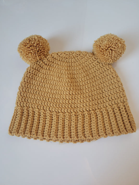Pom pom bear hat